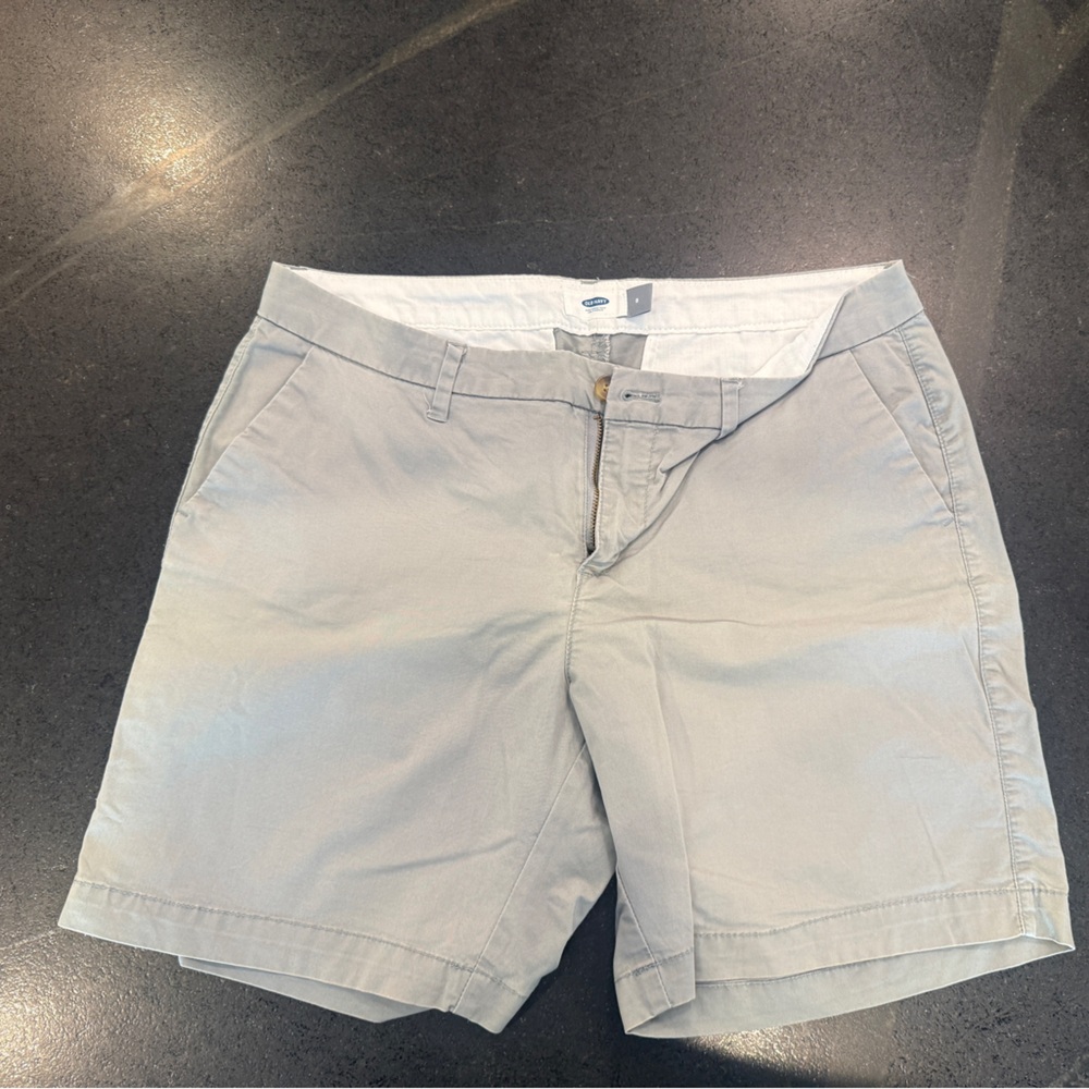 Old Navy Gray Button-Front Shorts